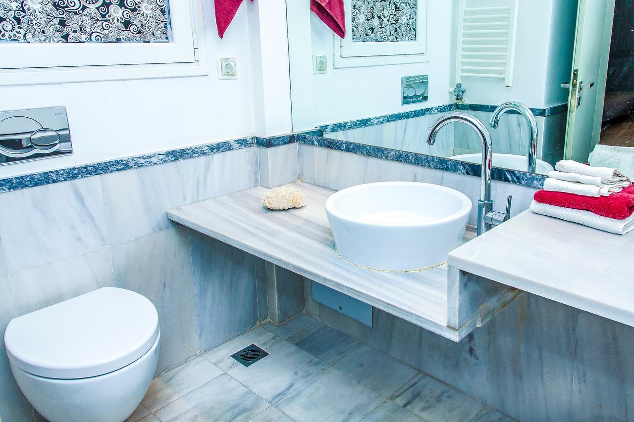 Alpha Boutique Apartment Next To Athens Museum Экстерьер фото