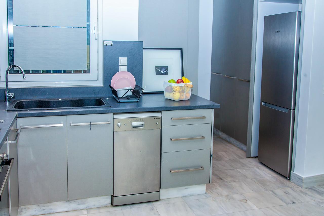 Alpha Boutique Apartment Next To Athens Museum Экстерьер фото